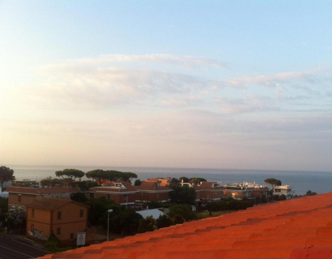 Cinemahouse Terramare - Beach & Maxitv Santa Marinella Exterior photo